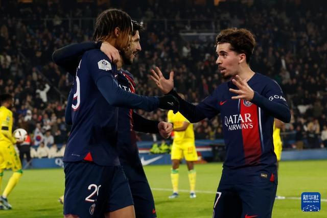 电讯报：对热刺来说签下帕利尼亚比引进吉布斯-怀特更重要