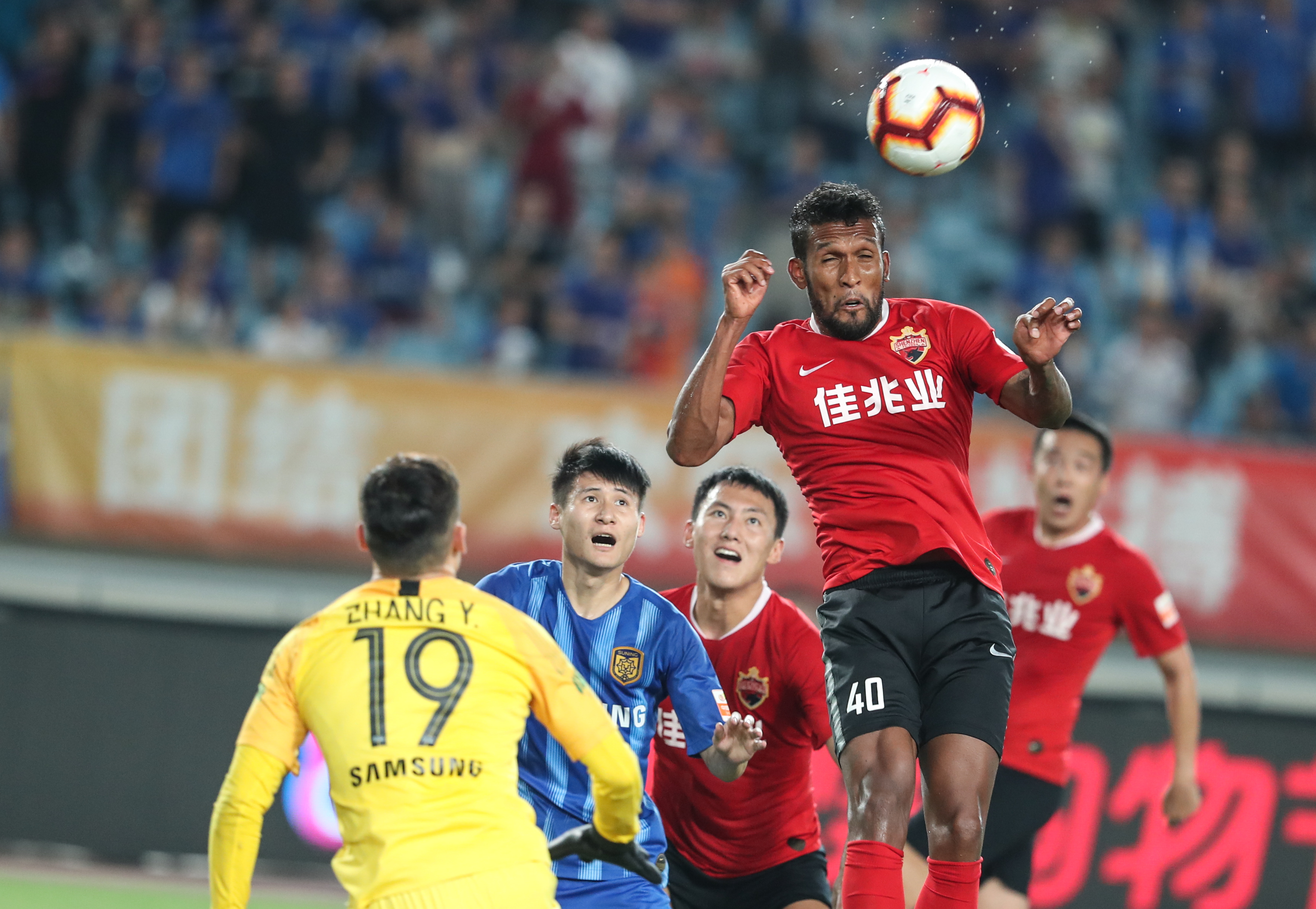 【奖项】阿卡荣获斯蒂芬·埃德伯格体育风尚奖，卢布获评阿瑟·阿什人道主义奖