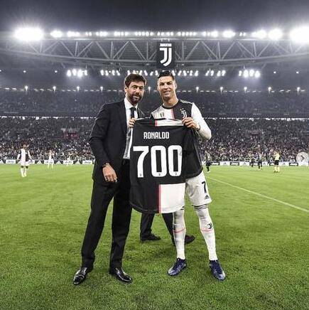 米体：卡利亚里门将卡普里莱受到了多家豪门俱乐部青睐